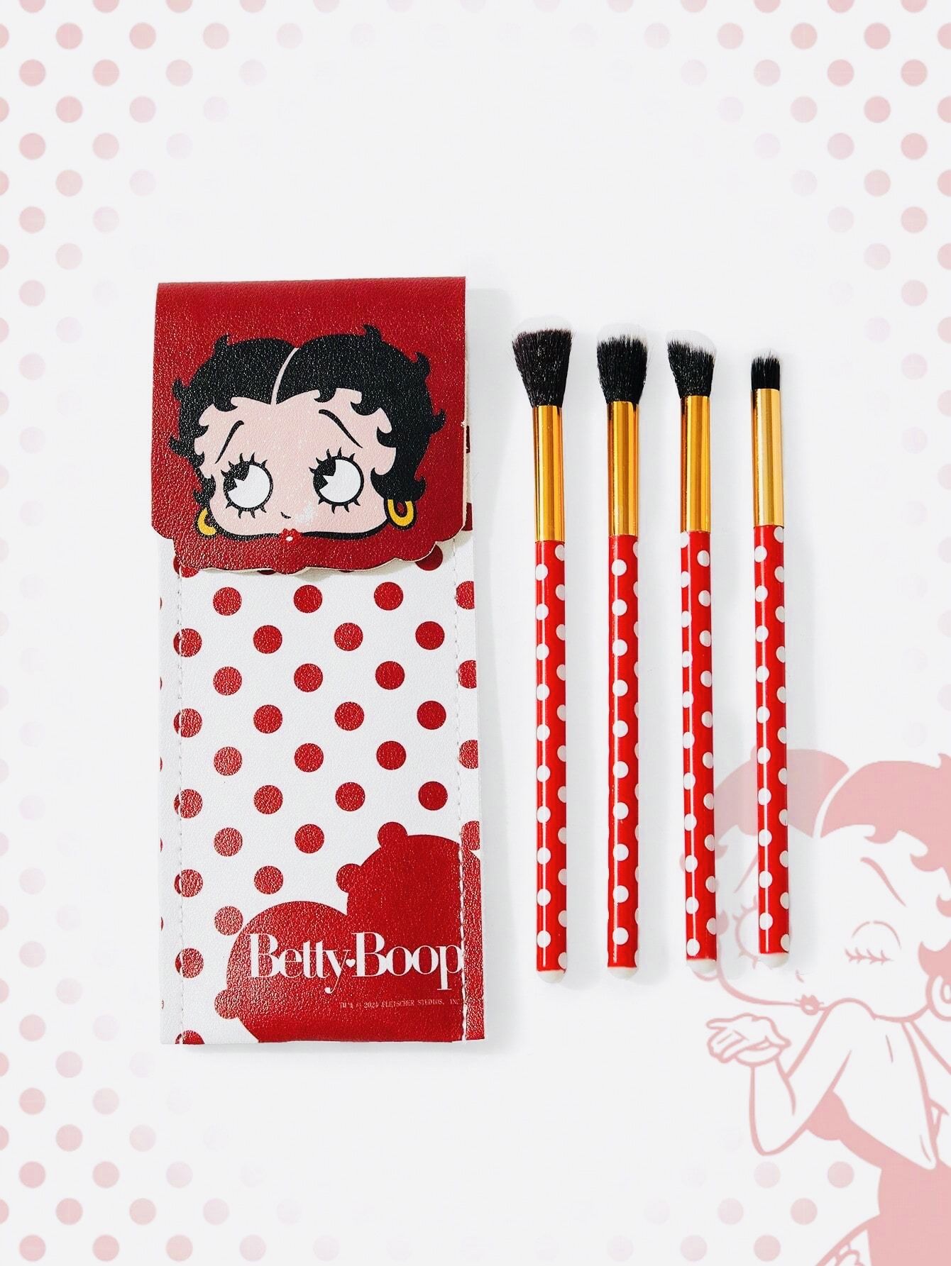 Кисти для макияжа Betty Boop набор из 4 штук (красно-белый) Бетти Буп (лицензия)