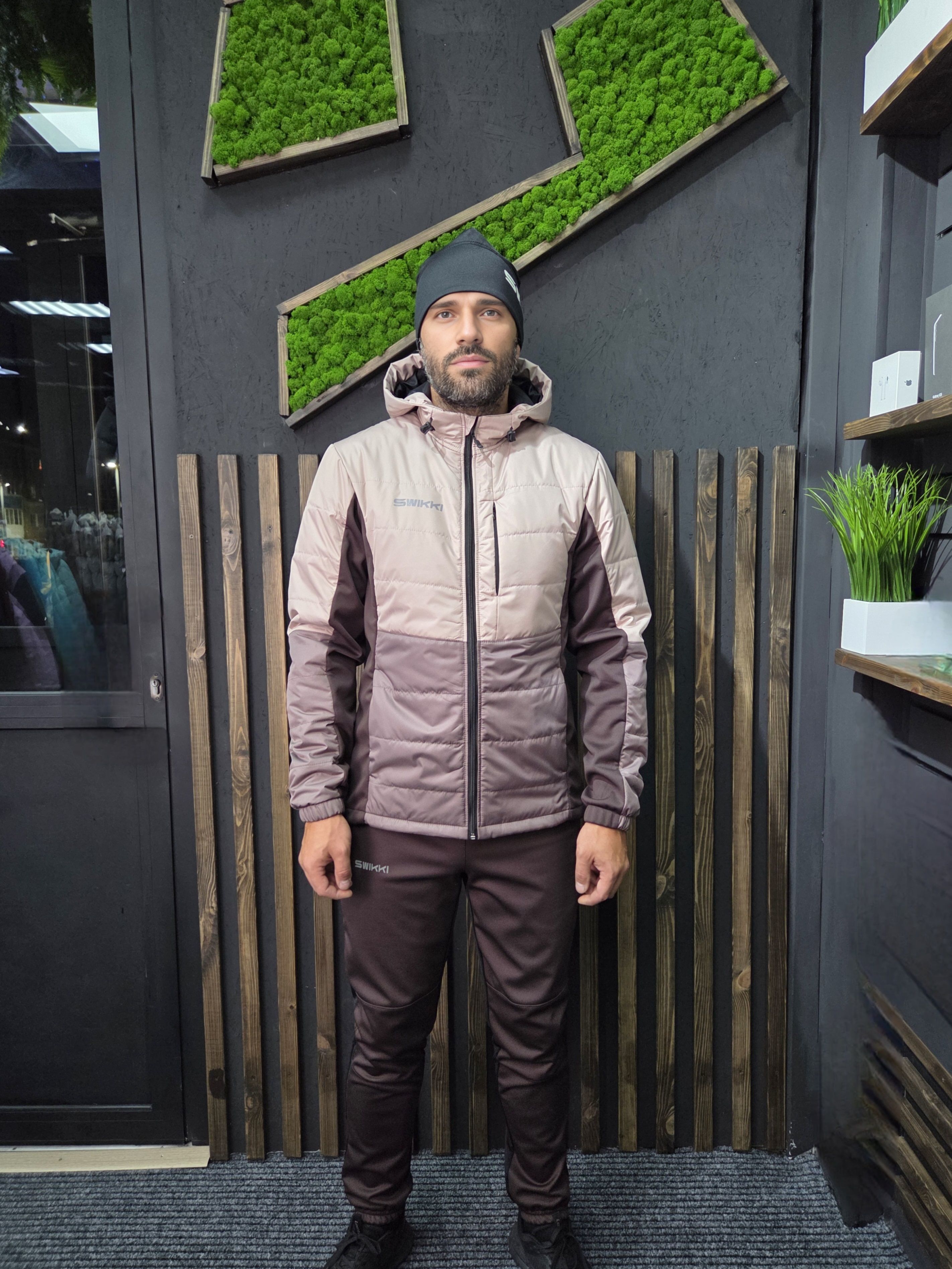 Куртка спортивная SWIKKI
