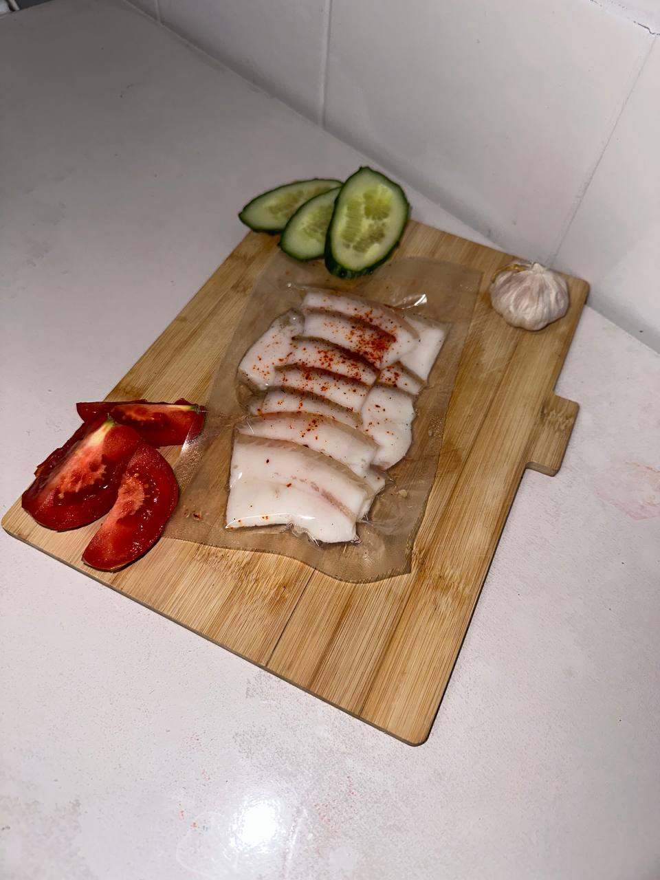 Салосоленое,домашнее,100гр.0,1кг.оченьвкусное
