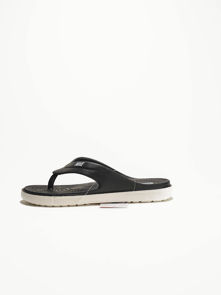 Сланцы Nike #1