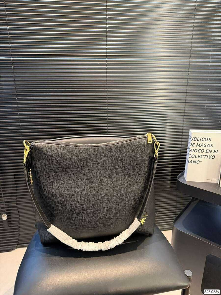 Prada Сумка #1