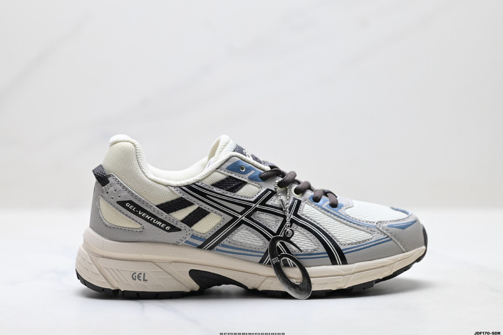 Кроссовки ASICS #1