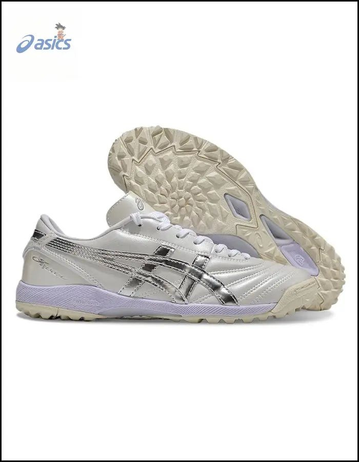 Бутсы ASICS #1