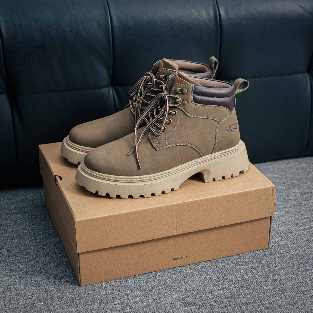 Ботинки дезерты UGG Ботинки UGG #1