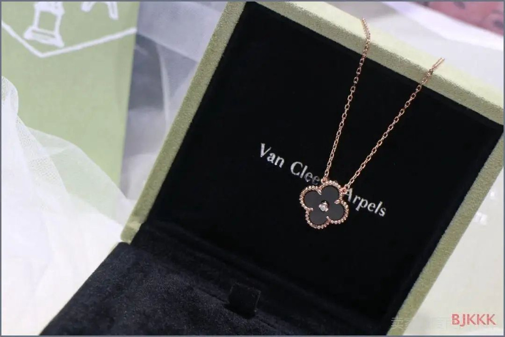 Van Cleef & Arpels Колье #1