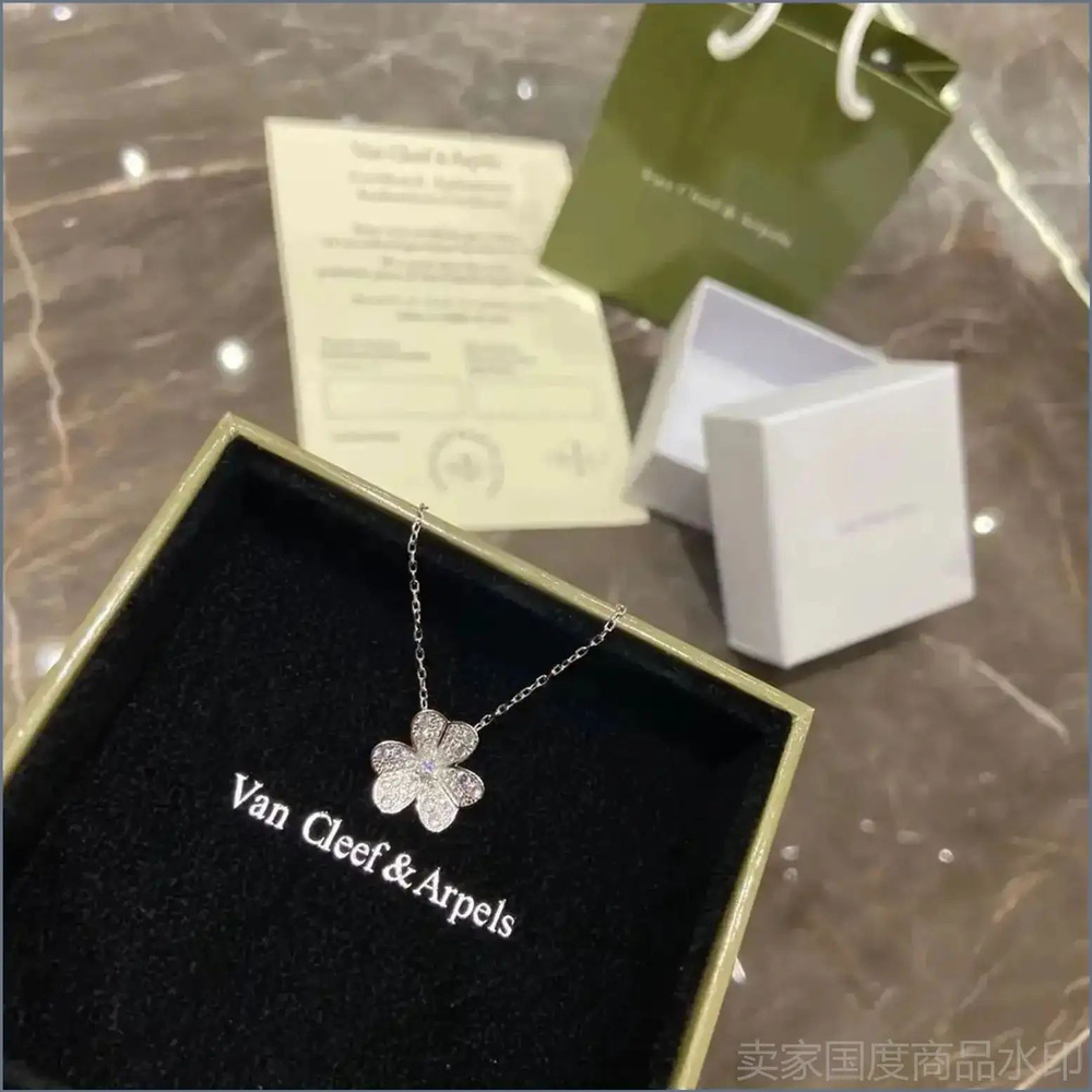 Van Cleef & Arpels Колье #1