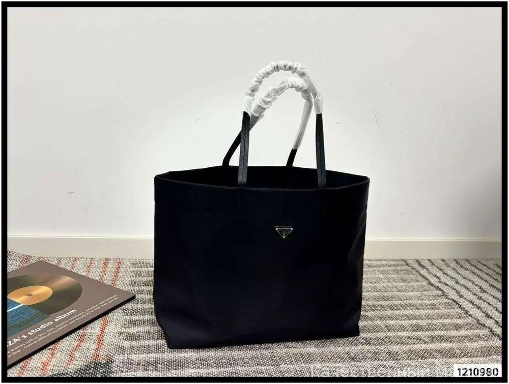 Prada Сумка #1