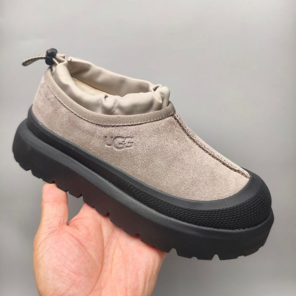 Кроссовки UGG #1
