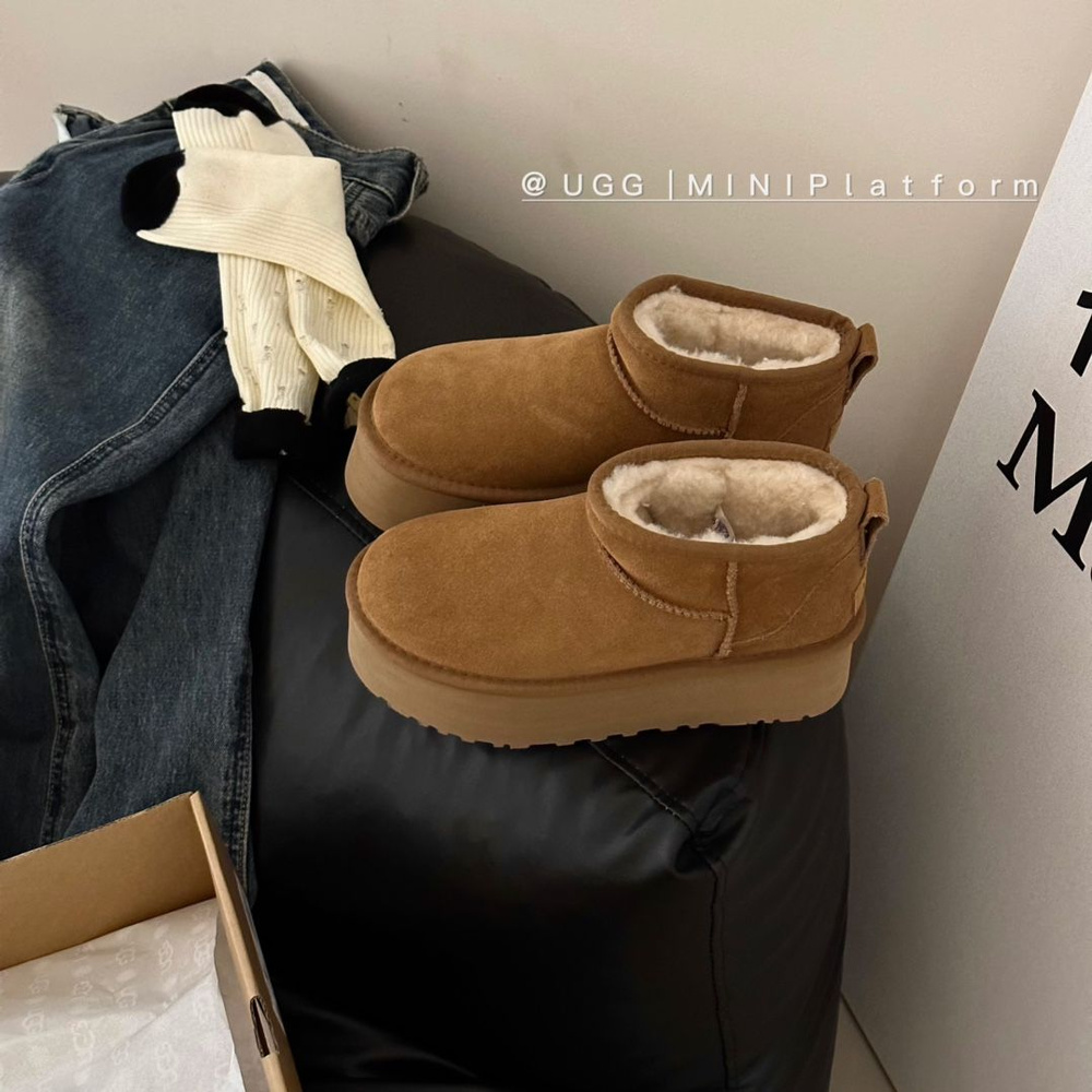 Ботинки UGG #1