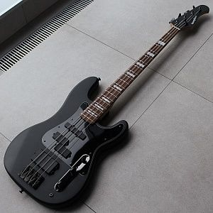 Бас-гитара Kononykheen Guitars, 4 струны, цвет черный, BREED-55-bass #1
