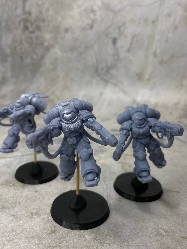Warhammer 40k – Space Marine Primaris Inceptors – Figurines à Monter – Jeu De Figurines – Dès 3 Ans (attention)