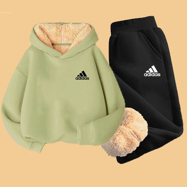 Костюм спортивный adidas #1