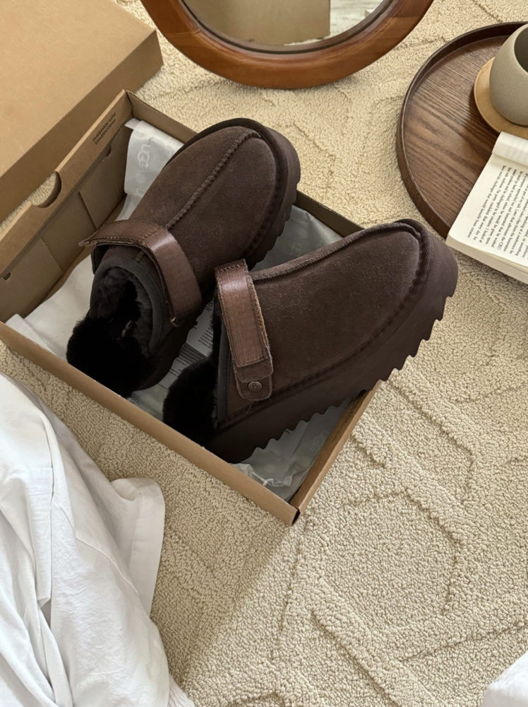 Ботинки UGG #1