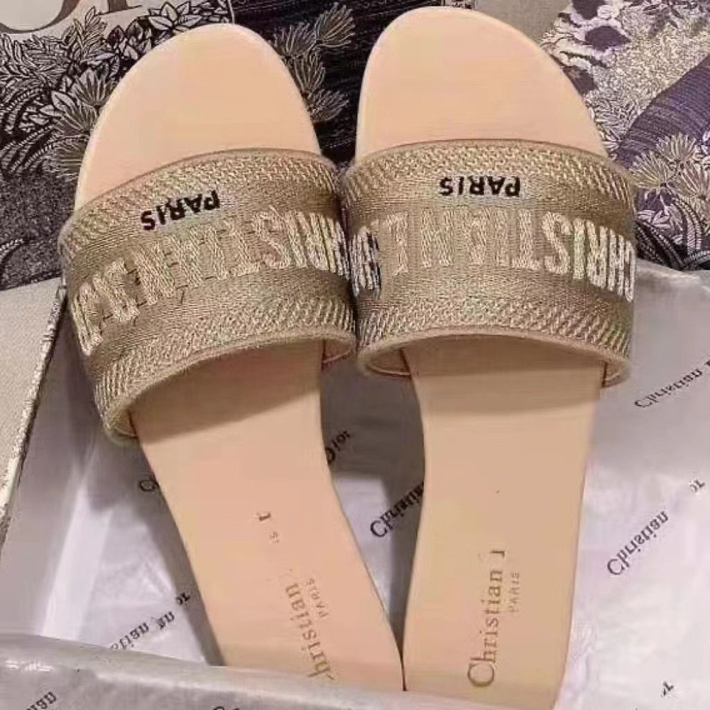 Тапочки Dior #1