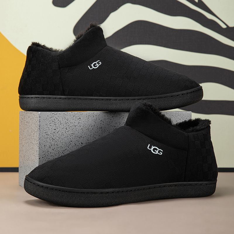 Ботинки UGG #1