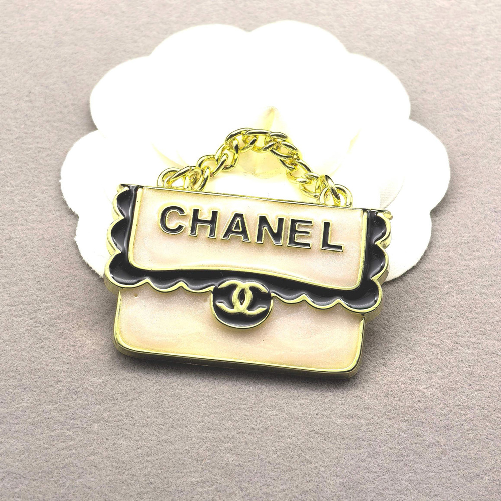 Chanel Брошь #1