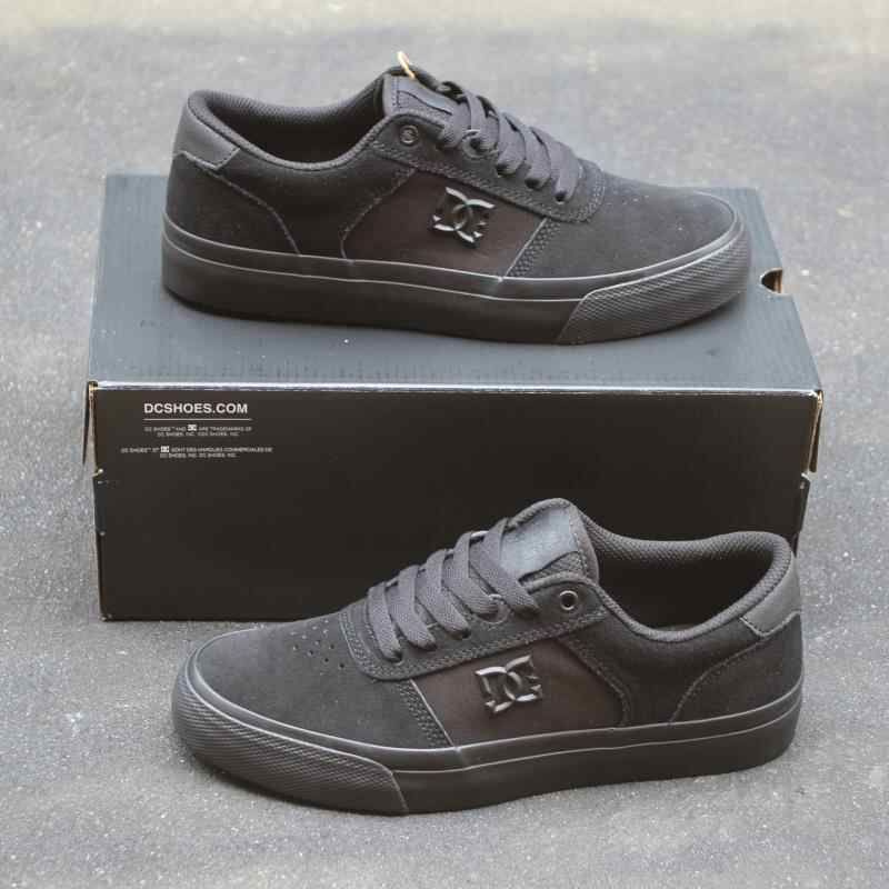 Кеды DC Shoes #1