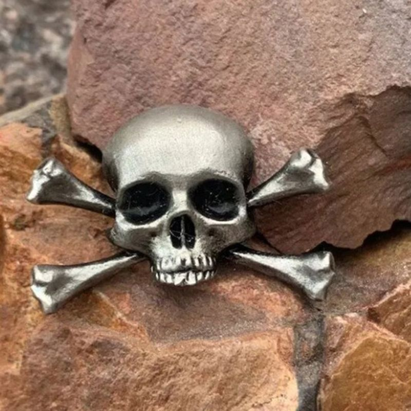 Брошь #1