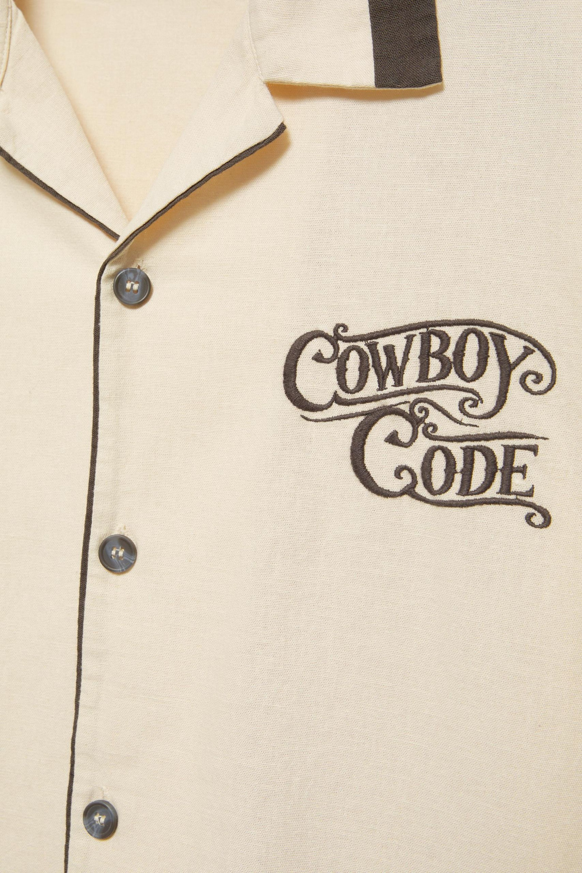 Pull & Bear Рубашка Cowboy Code с короткими рукавами (От белого)
