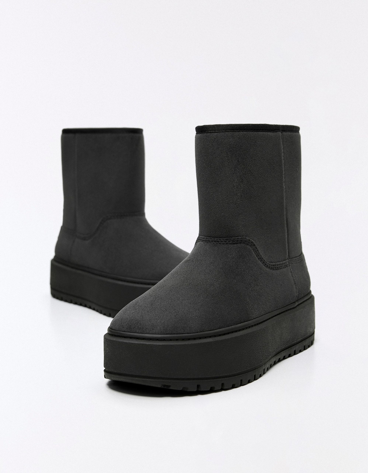 Bershka ботинки на меховой платформе 1212/864 (Серый)