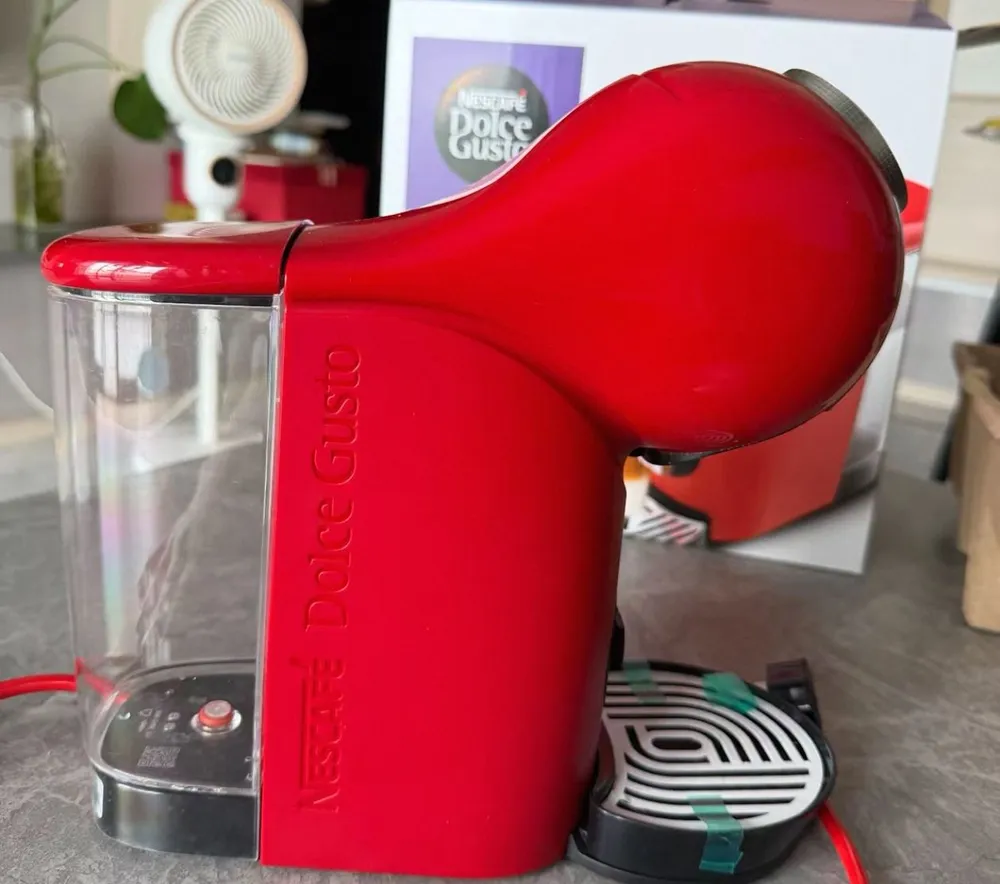 Nescafe Dolce Gusto Капсульная кофемашина Genio S Plus, красный, красный, фото 2