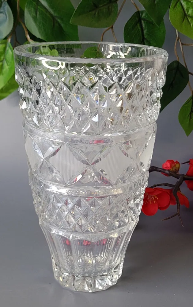 Винтажная хрустальная Ваза, СССР 70х гг. Высота 19.5см., вариант
