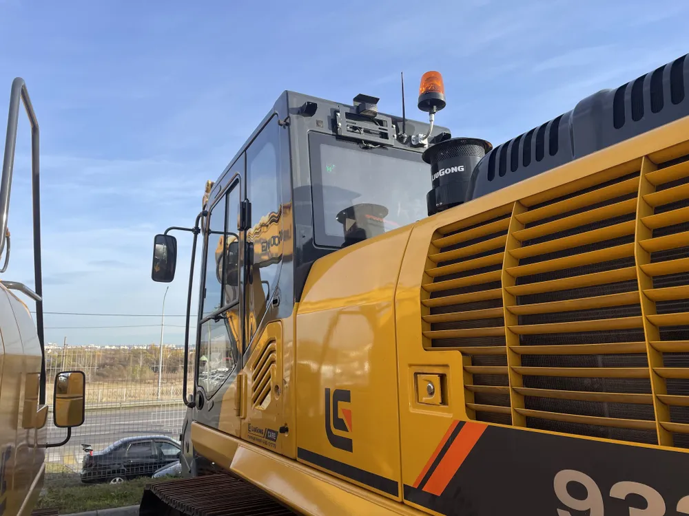 Шторки для экскаватора LiuGong 922e, 933e, 923fh, 935 ( лигонг лиугонг 922 933 923 935) ТРАССЕР полный комплект из 5 экранов, вариант, фото 3