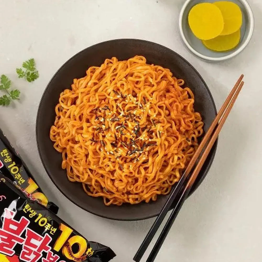 Buldak Корейская острая лапша быстрого приготовления в ассортименте, 2x Spicy, Бульдак 3 шт. по 145 г., 3 шт, 145 г, фото 6
