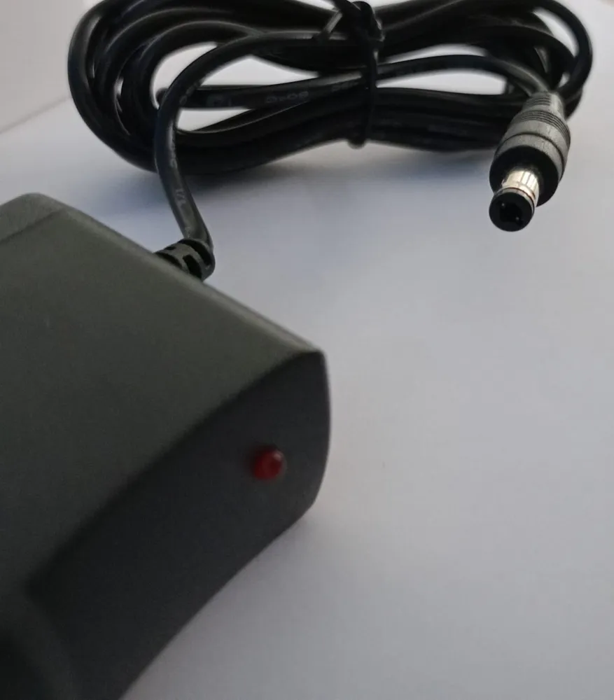Блок питания 1.5v со штекером 5.5*2.1 длина провода 190 см и светодиодом, 5.5x2.1, фото 2