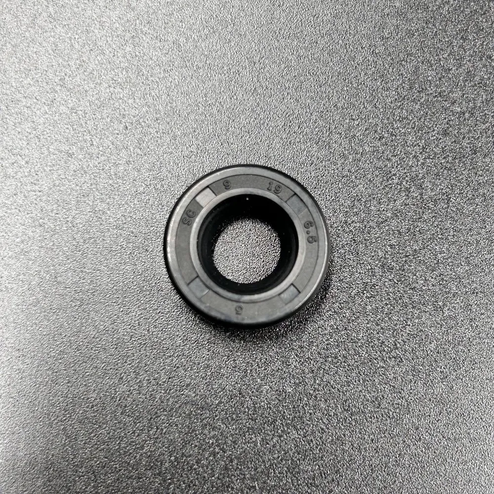 Сальник Mercury (26-816464-1;8M0204708) (9х19х6.5) (KACAWA), 19x6.5