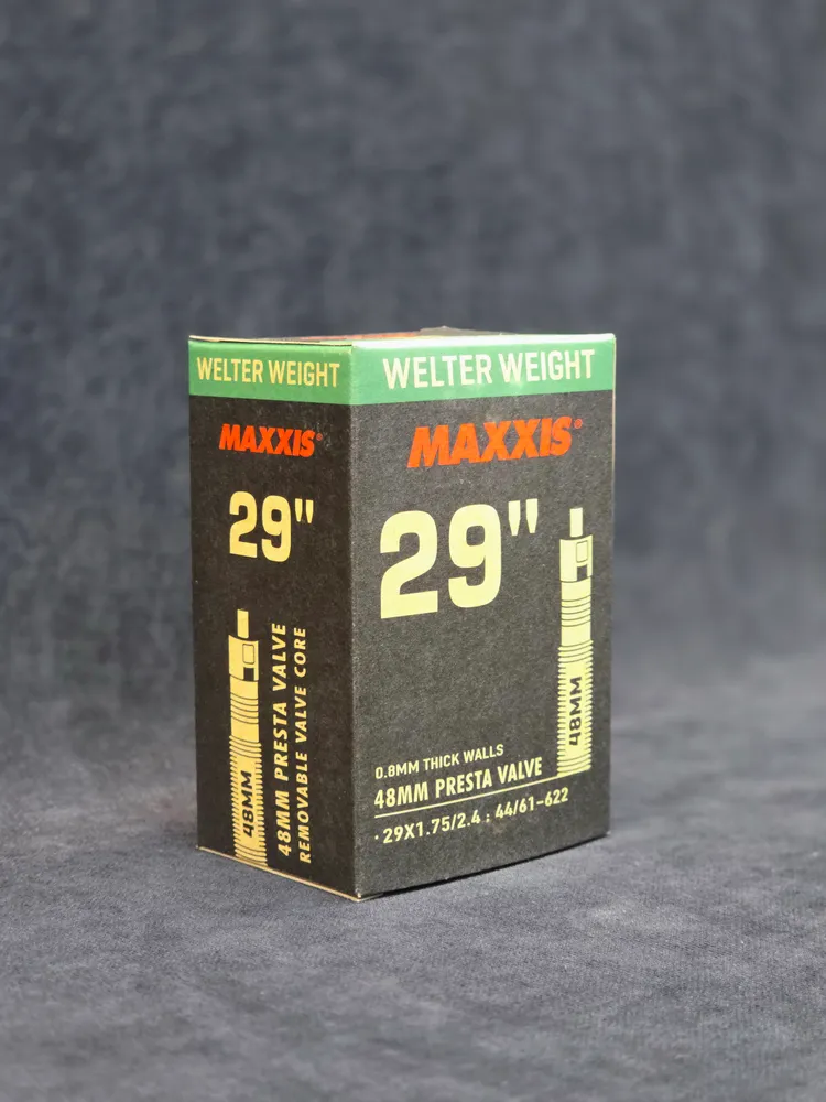 Камера велосипедная Maxxis WelterWeight, 29x1.75/2.4", 48 мм, тип ниппеля - presta (велосипедный), 29x1.75, фото 3