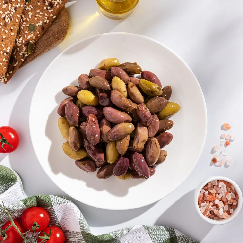 Ассорти оливок с косточкой в рассоле с маслом 340 г, Ozon fresh, 200 г, фото 3