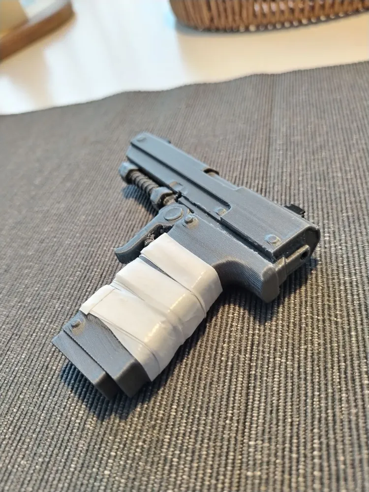 Полуавтоматический пистолет (Пэшка), мини, 10см