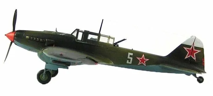 Сборная модель Zvezda (ЗВЕЗДА) Самолет Ил-2 обр. 1942 года, вариант, фото 3
