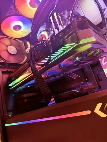 ASUS Видеокарта Radeon RX 6700 XT rx 6700 xt 12 ГБ (ROG-STRIX-RX6700XT-O12G-GAMING), LHR