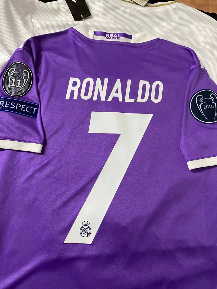 Форма футбольная Real Madrid - купить с доставкой по выгодным ценам в ...