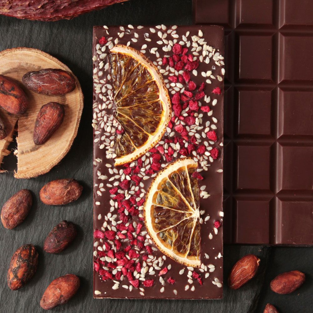 Шоколад гурмэ Ремесленный шоколад из Башкирии горький, тёмный 80% какао с апельсином, малиной, семенами #1