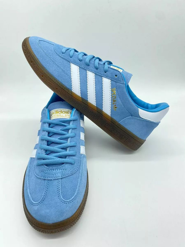 Кроссовки adidas Spezial #1