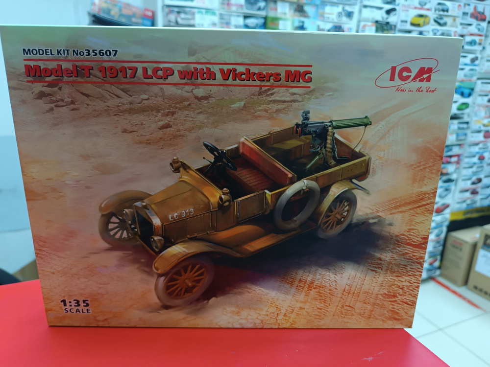 35607 Автомобиль Model T 1917 LCP с пулеметом Vickers ICM 1:35 Сборная модель  #1