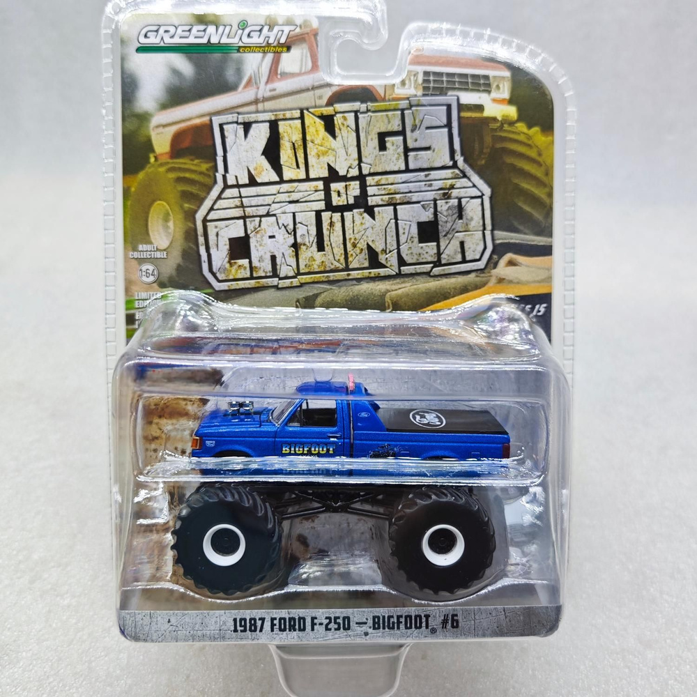 Машинка GreenLight 1/64 Kings of Crunch Series 15 - Bigfoot #6-1987 Ford F-250 Diecast alloy car model #1