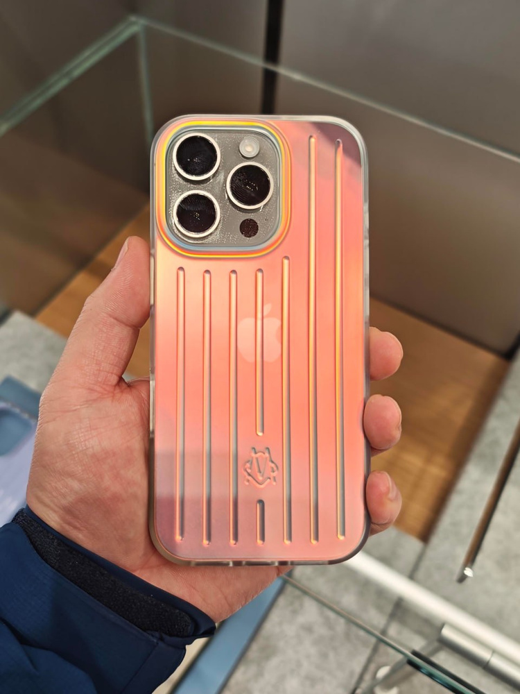 Чехол rimowa Case for iPhone 16 Pro max Iridescent купить на OZON