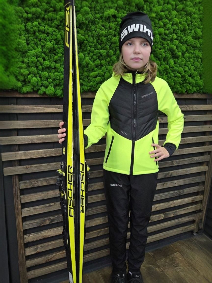 Куртка спортивная SWIKKI