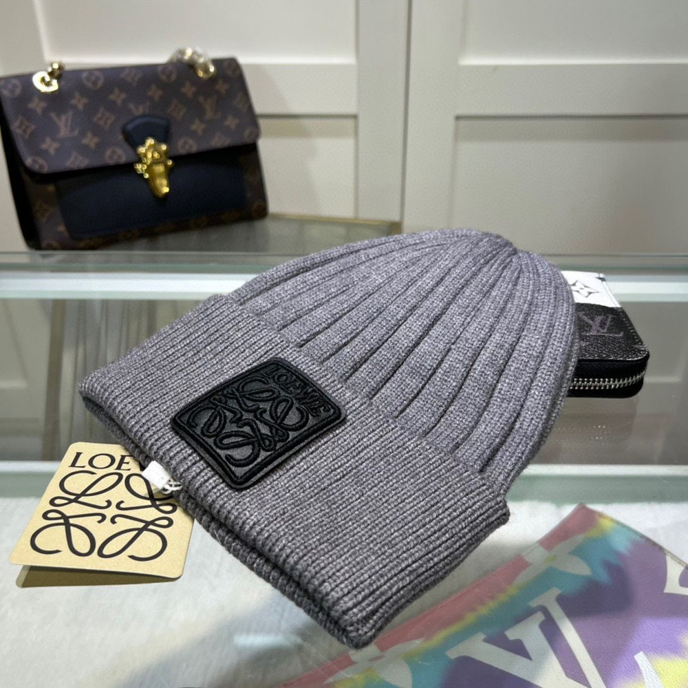 Шапка LOEWE #1
