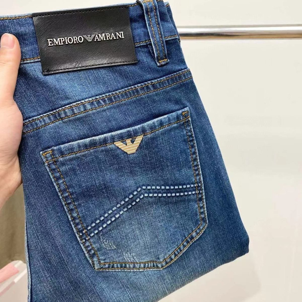 Джинсы Emporio Armani - купить с доставкой по выгодным ценам в интернет ...