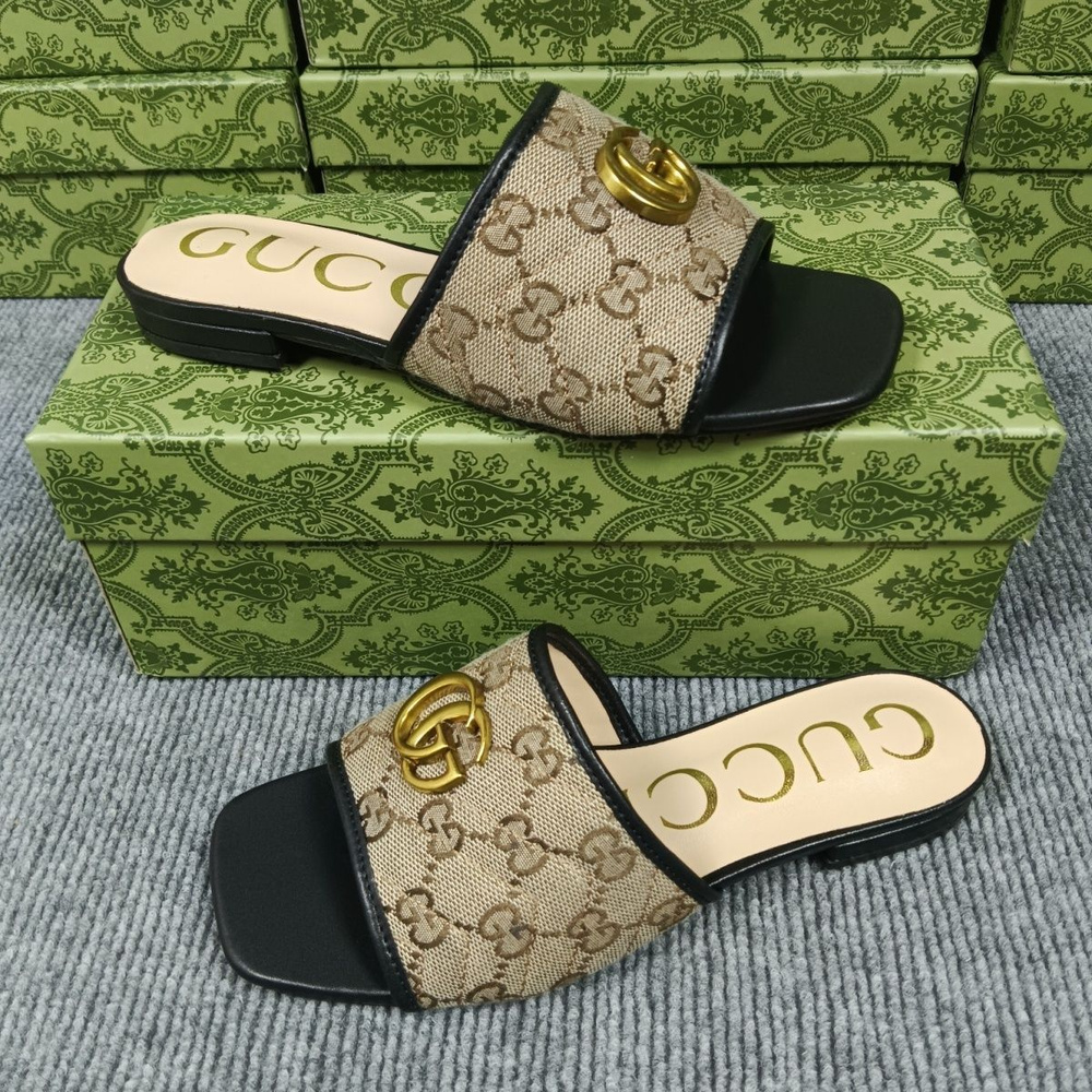 Тапочки Gucci #1