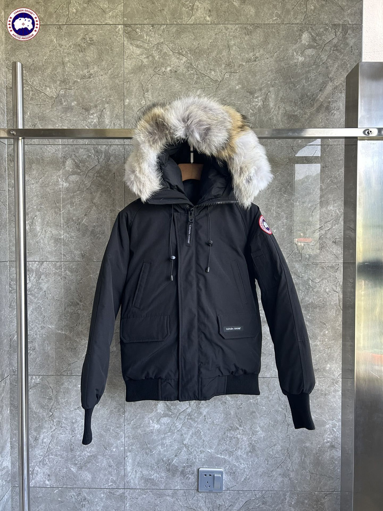 Пуховик CANADA GOOSE #1