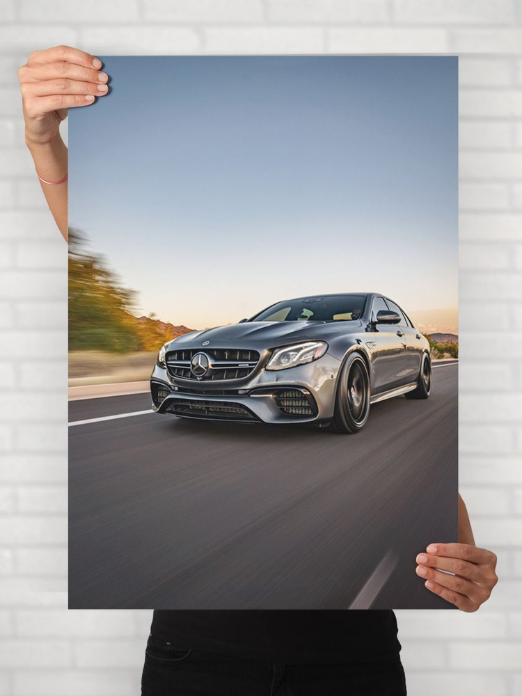 Плакат на стену для интерьера Легенды Авто (Мерседес Бенц E 63 AMG S Универсал - Mercedes Benz E 63 AMG #1