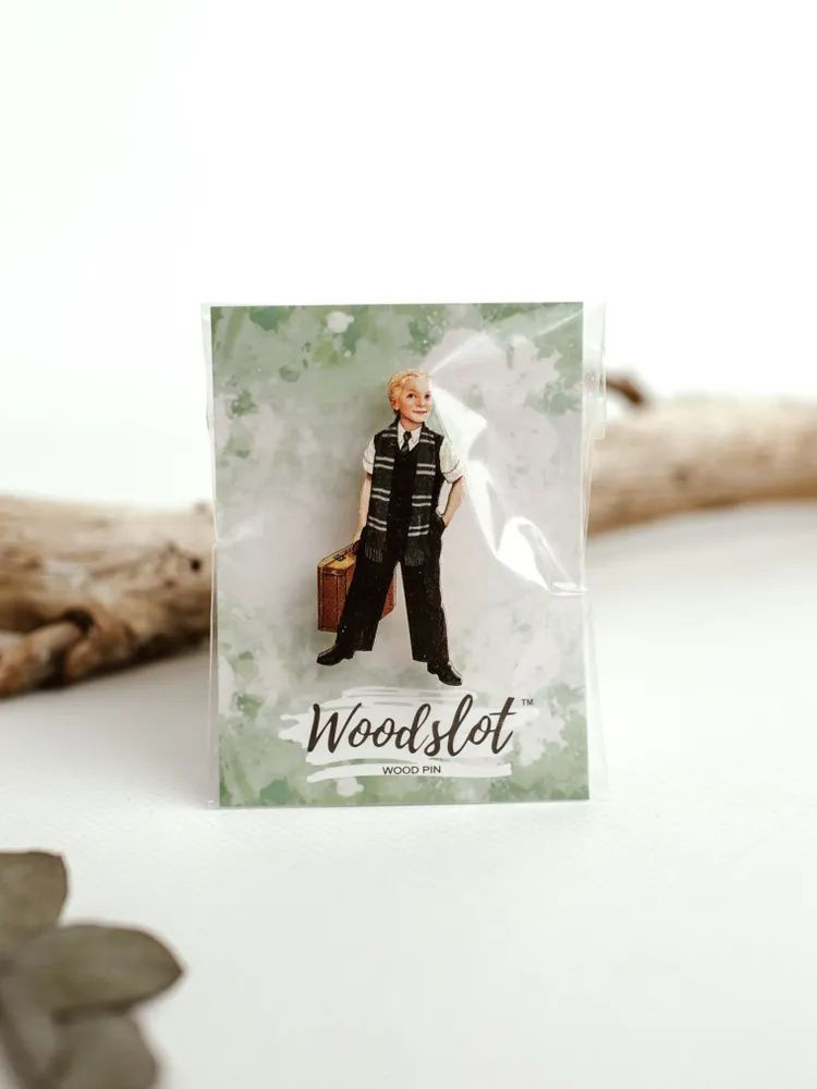 wooden badge brooch Draco Lucius Malfoy pin