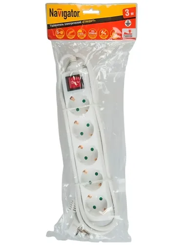 Удлинитель бытовой 5гн 3м с заземлением и выключателем и шторками ПВС 3x0,75мм2 10А Navigator