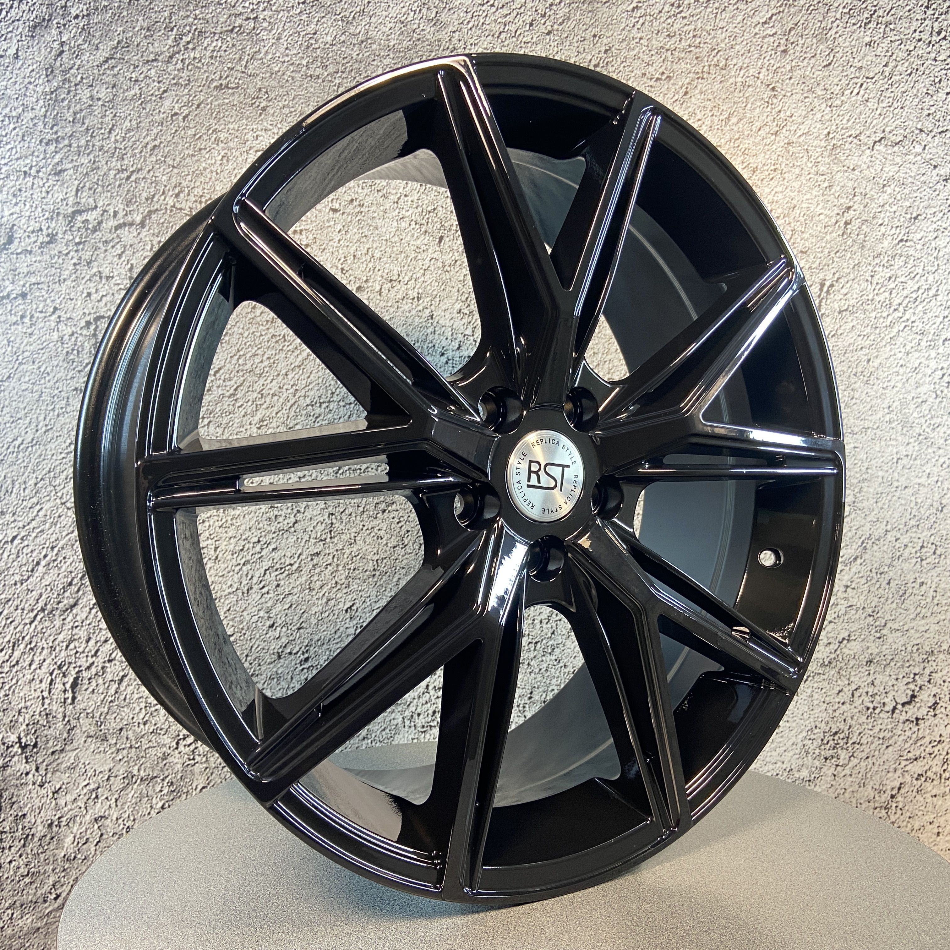 Колесный диск RST 19x7.5